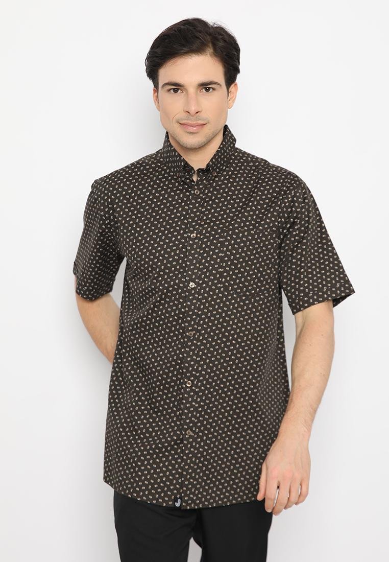 Jobb Atlaso Kemeja Pria Lengan Pendek Regular Fit Hitam