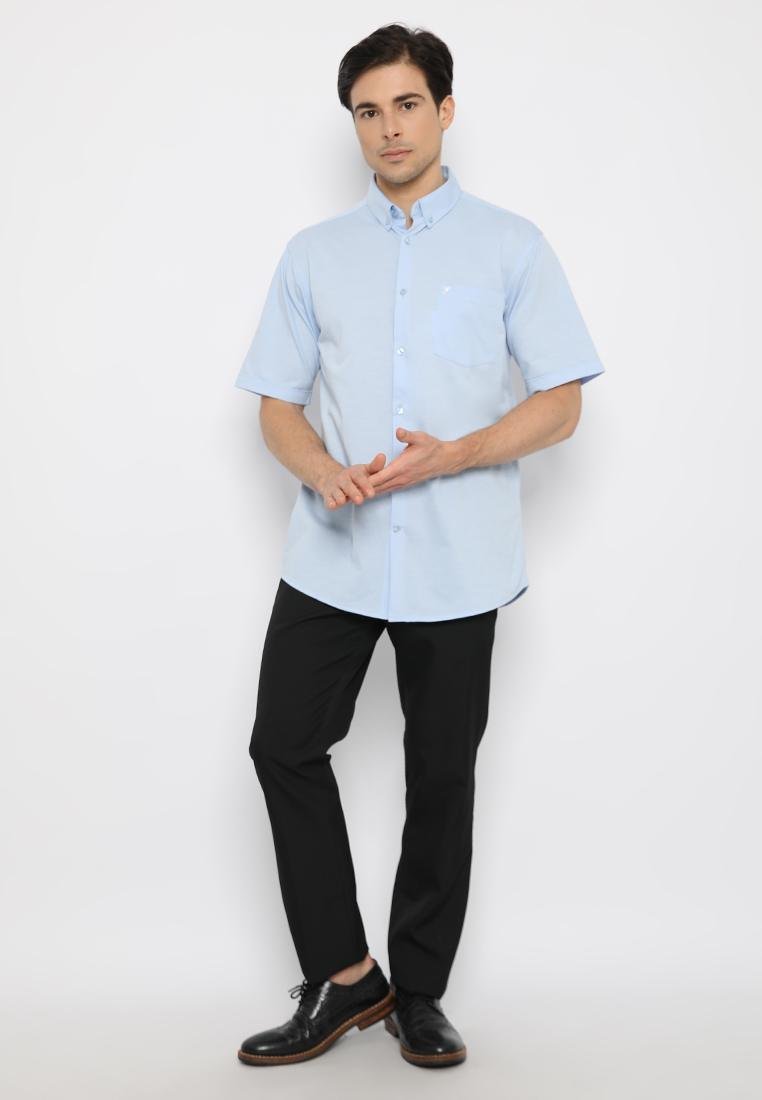 Jobb Caspian Kemeja Pria Lengan Pendek Regular Fit Light Blue - Image 4