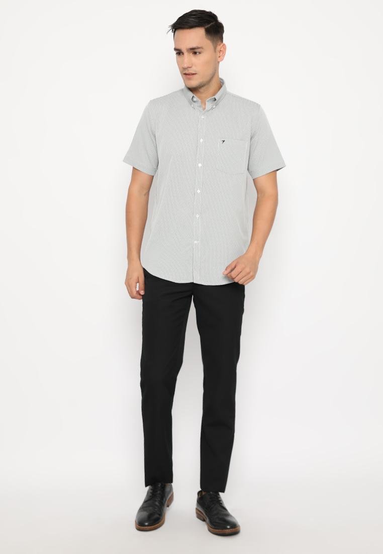Jobb Stevo Kemeja Pria Lengan Pendek Slim Fit Abu-Abu - Image 4